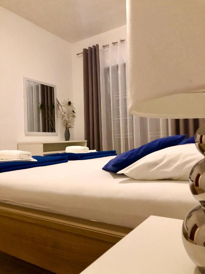 B&B Chamberlain Milna  Bagian luar foto