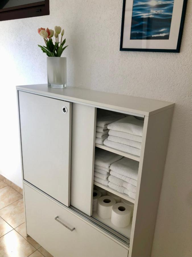 B&B Chamberlain Milna  Bagian luar foto