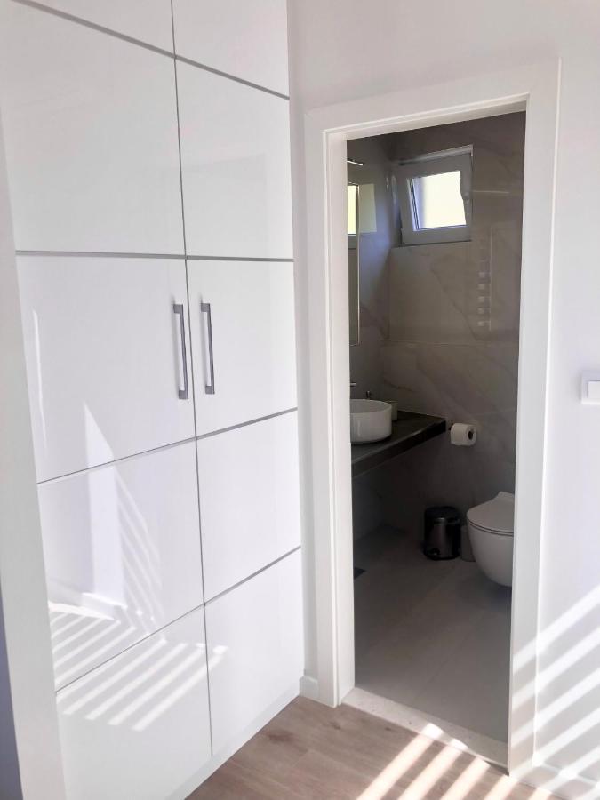 B&B Chamberlain Milna  Bagian luar foto