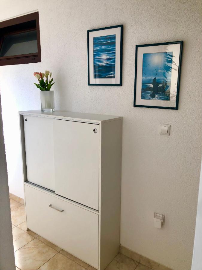 B&B Chamberlain Milna  Bagian luar foto