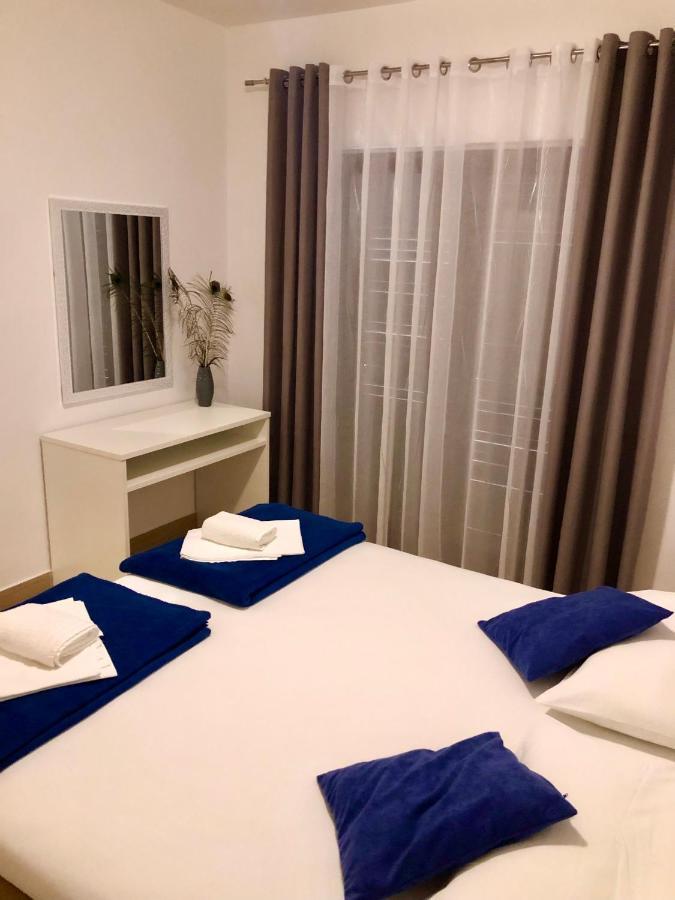 B&B Chamberlain Milna  Bagian luar foto